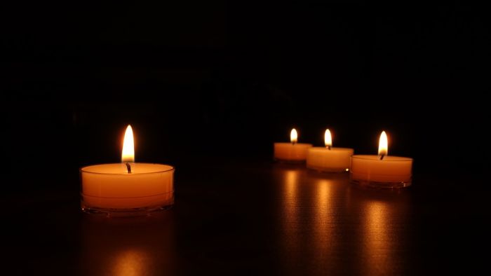 Ya öğreten ol, ya öğrenen&nbsp;ol.